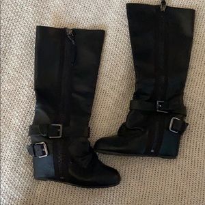 Black leather Aldo boots